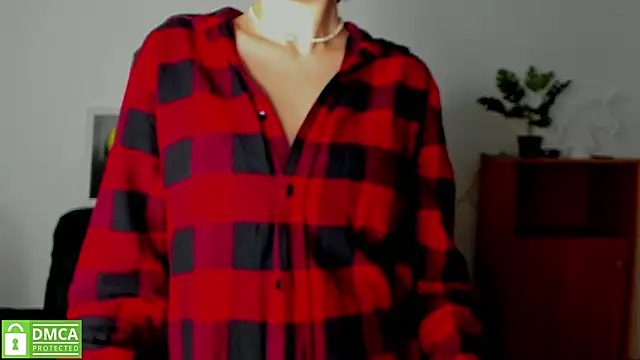 annakillianox online show from December 2, 2025, 6:30 am