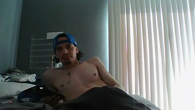 gifted723 online show from December 2, 2025, 8:15 pm