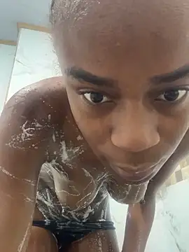 Nayah Dussa1 online show from September 18, 2025, 9:28 pm