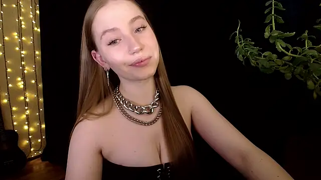 Snapshot of SindiWatsoon chatting on October 30, 2025, 12:17 pm SindiWatsoon online show from October 30, 2025, 12:17 pm