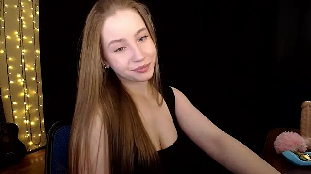 Snapshot of SindiWatsoon chatting on November 11, 2025, 4:40 pm SindiWatsoon online show from November 11, 2025, 4:40 pm