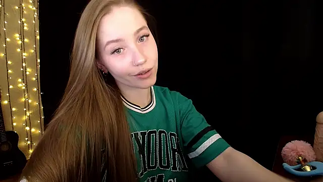 Snapshot of SindiWatsoon chatting on December 2, 2025, 2:12 pm SindiWatsoon online show from December 2, 2025, 2:12 pm