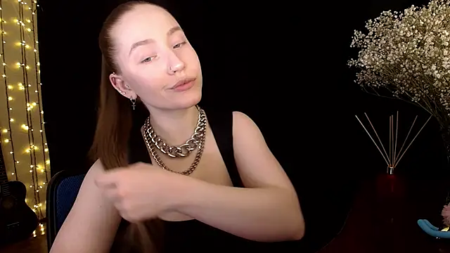 Snapshot of SindiWatsoon chatting on March 3, 2026, 3:07 pm SindiWatsoon online show from March 3, 2026, 3:07 pm