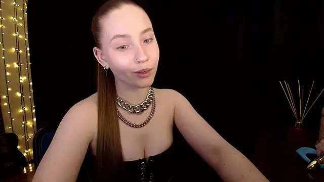 Snapshot of SindiWatsoon chatting on March 17, 2026, 3:15 pm SindiWatsoon online show from March 17, 2026, 3:15 pm