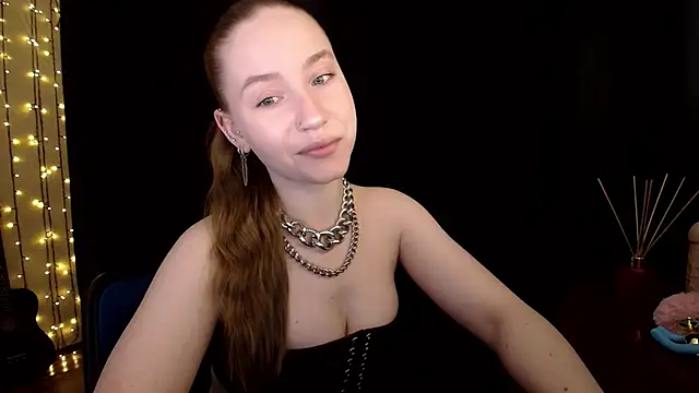 Snapshot of SindiWatsoon chatting on April 9, 2026, 8:42 am SindiWatsoon online show from April 9, 2026, 8:42 am