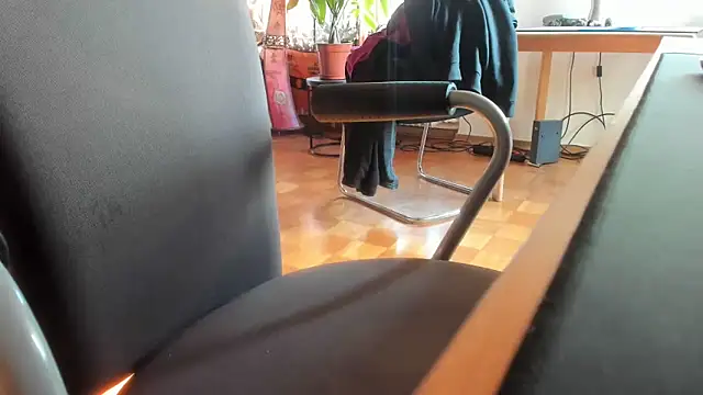 soulfuck92 online show from April 21, 2026, 4:23 pm