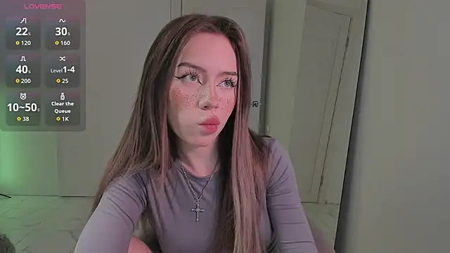 KellyBarton online show from October 12, 2025, 9:36 pm