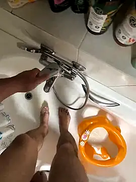 onbifeet online show from March 15, 2025, 11:17 pm