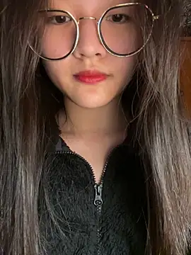 Krixxi22 online show from December 15, 2025, 4:00 pm