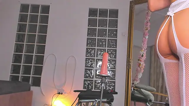 JassyeJoy online show from March 13, 2026, 5:47 am