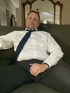 Realybigdill online show from April 21, 2026, 3:24 am