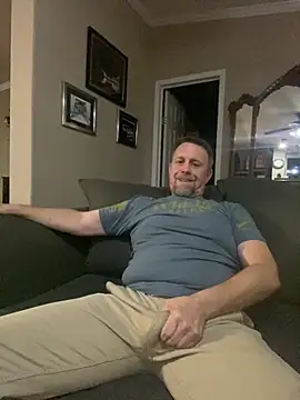Snapshot of Realybigdill chatting on May 20, 2026, 3:45 am Realybigdill online show from May 20, 2026, 3:45 am