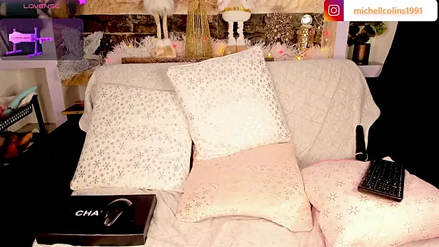 miicheell colins31 online show from December 9, 2024, 9:37 pm