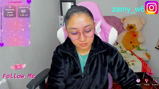 Snapshot of karla_cute01 chatting on May 17, 2026, 5:38 am karla cute01 online show from May 17, 2026, 5:38 am