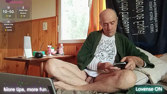 papifacu online show from October 29, 2025, 1:02 pm