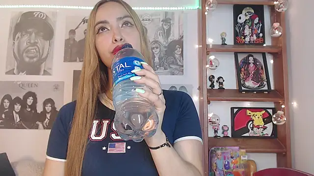 Meowlody online show from December 28, 2024, 11:26 pm