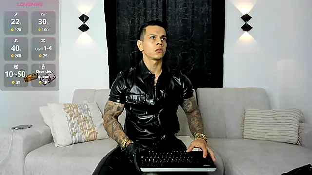 Aron Dark online show from November 28, 2025, 10:34 pm