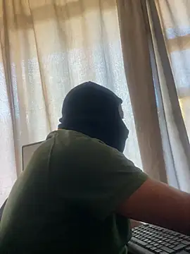 jaytee198610 online show from March 11, 2026, 3:07 pm