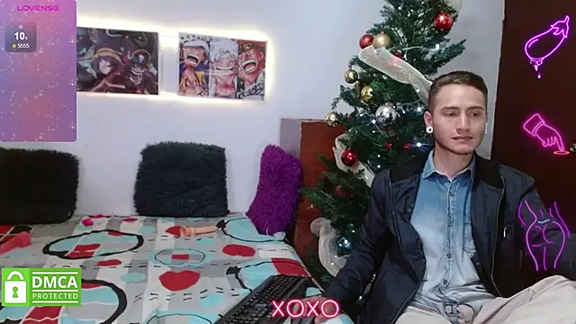 yuliet tayler7 online show from January 3, 2025, 8:01 pm