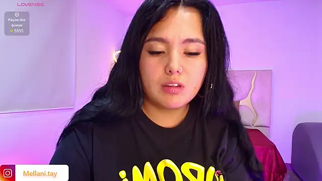 Mellani tay online show from March 22, 2025, 5:41 pm