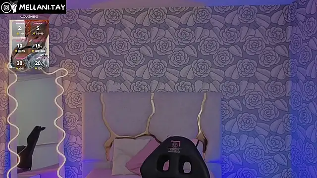 Mellani tay online show from September 19, 2025, 3:19 am