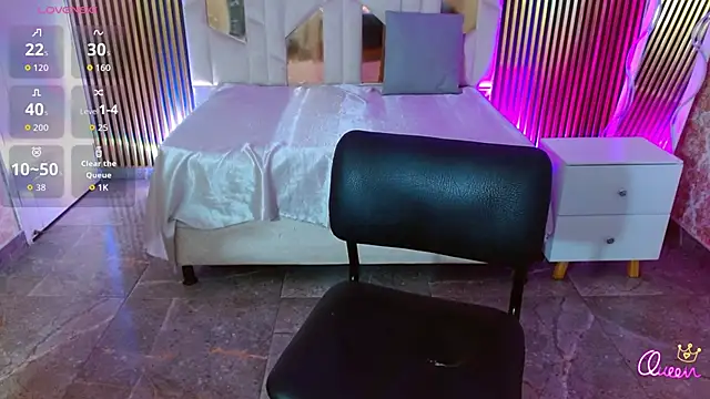 martinna tay online show from April 20, 2026, 3:20 am