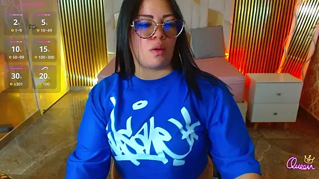 martinna tay online show from April 22, 2026, 3:20 am