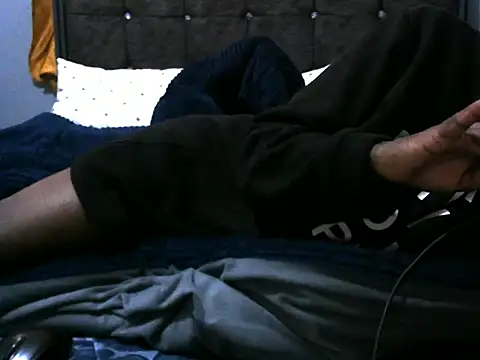 Snapshot of pointy_bloom chatting on September 26, 2025, 3:32 am pointy bloom online show from September 26, 2025, 3:32 am