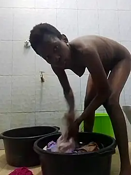 LOVELY-2BERRY online show from September 28, 2025, 7:47 am