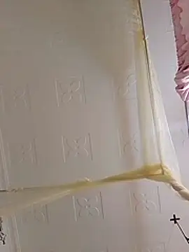 LOVELY-2BERRY online show from February 10, 2026, 5:00 am