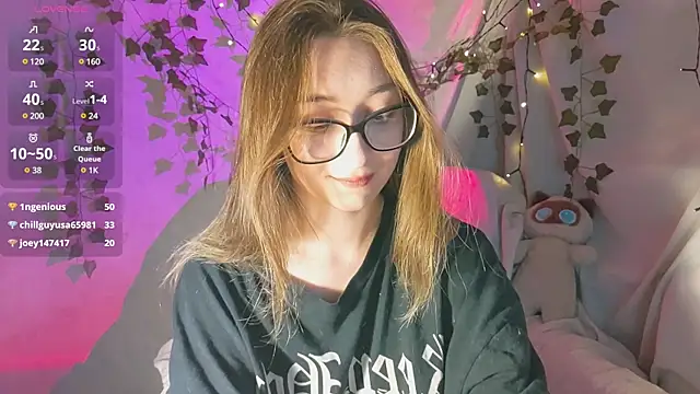 monlight  dana online show from December 6, 2024, 3:00 pm