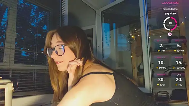 monlight  dana online show from September 8, 2025, 5:45 pm