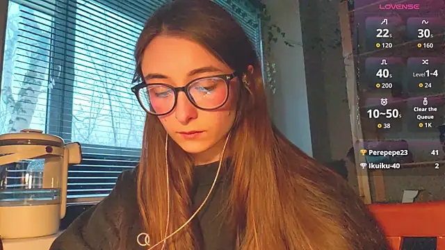 monlight  dana online show from April 5, 2026, 4:59 pm