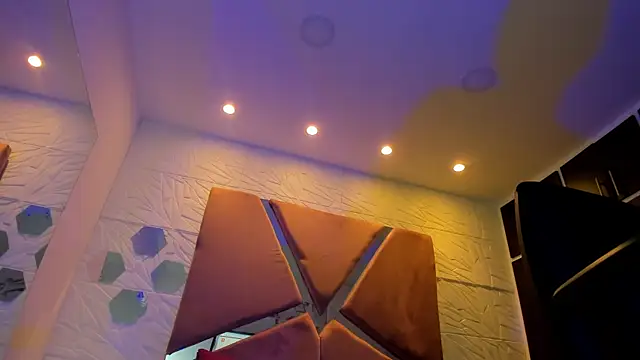 Charlotte Ice1 online show from January 31, 2025, 6:57 pm