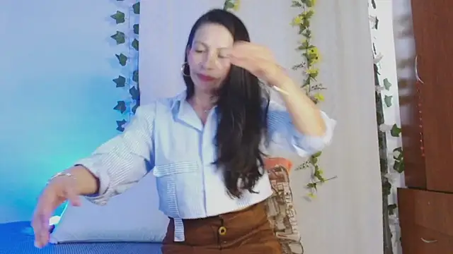 cattaleya1476 online show from February 26, 2025, 6:54 pm