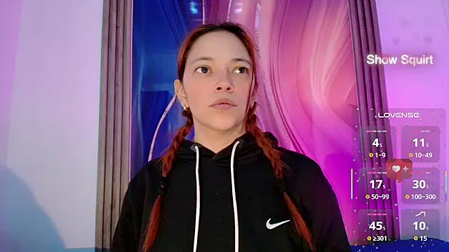 mariana scott   online show from February 25, 2025, 8:09 pm