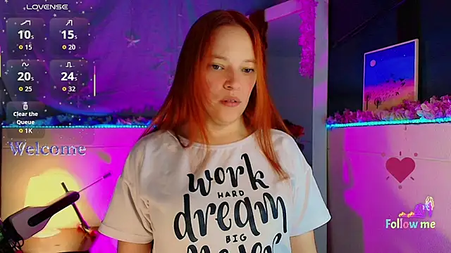 mariana scott   online show from November 6, 2025, 11:04 pm