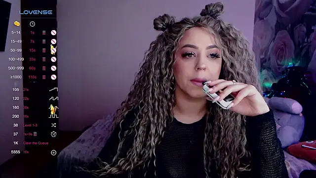  Just a queen 3 online show from January 22, 2025, 6:20 pm