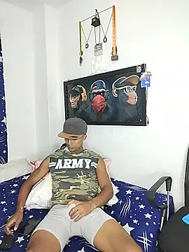 Snapshot of Demiansteven2 chatting on July 23, 2026, 5:00 pm Demiansteven2 online show from July 23, 2026, 5:00 pm