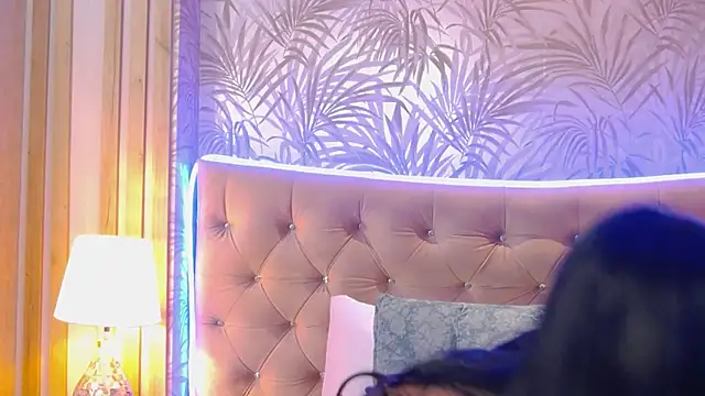 ScarletLenox online show from January 31, 2025, 1:02 pm