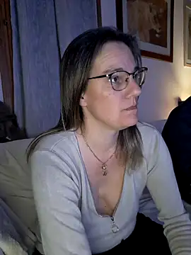 SpiceLea online show from January 14, 2025, 9:09 pm