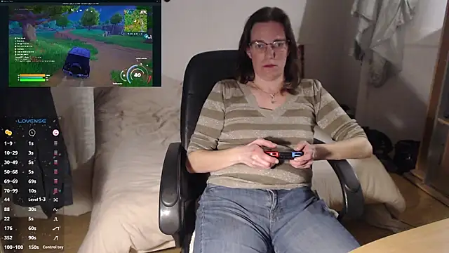 SpiceLea online show from February 13, 2025, 6:27 pm