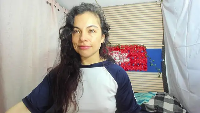 rosse 2504 online show from May 17, 2026, 10:22 am