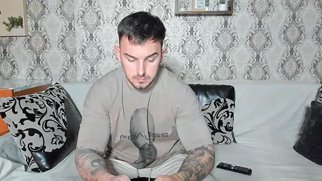 Jonmusclemaster online show from December 13, 2024, 8:15 pm