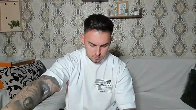 Jonmusclemaster online show from December 14, 2024, 9:13 pm