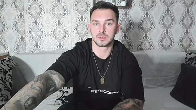 Jonmusclemaster online show from December 20, 2024, 8:01 pm