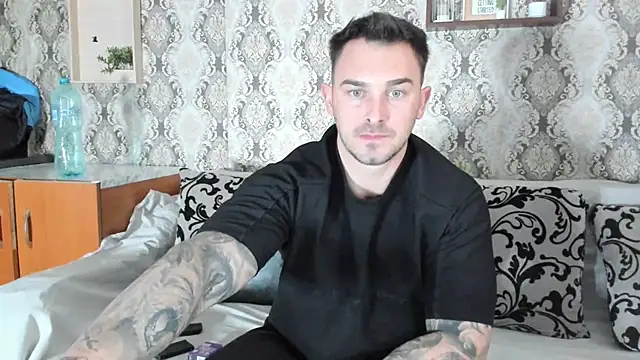 Jonmusclemaster online show from February 3, 2025, 11:42 am