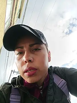  andrea30 online show from October 14, 2025, 11:44 am