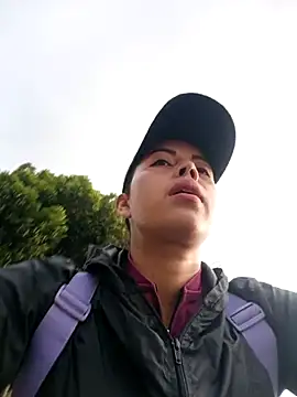  andrea30 online show from October 20, 2025, 11:32 am