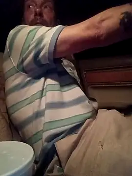 deepinnnnn online show from October 15, 2025, 4:45 am